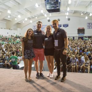 Fleming Klink volunteering for New Student orientation