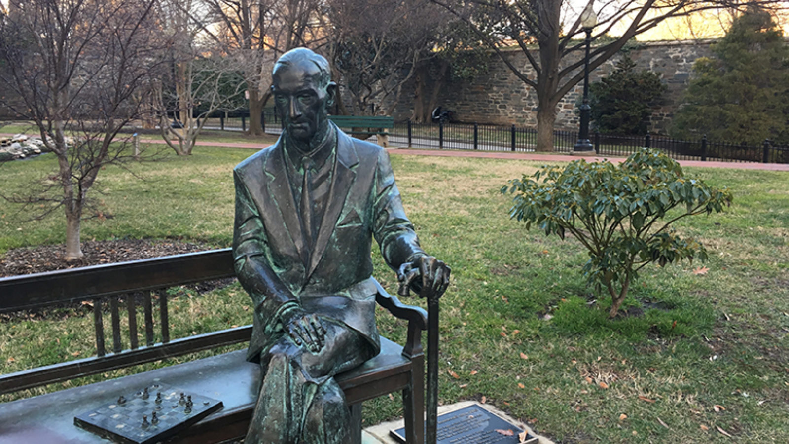 Jan Karski statue
