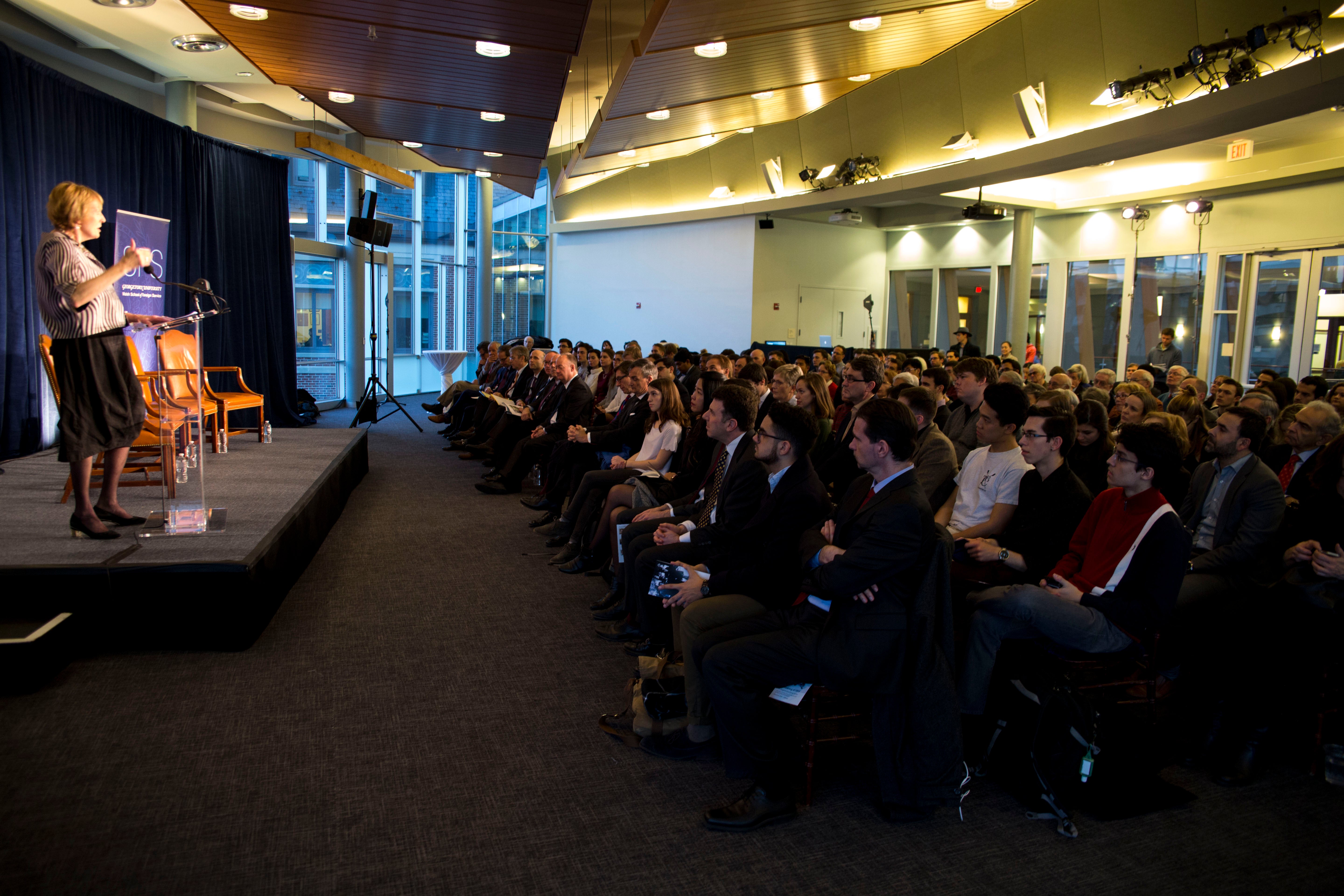 Margaret MacMillan speaks to students