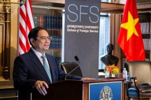 Prime Minister Pham Minh Chính addresses Georgetown audience in Riggs Library.