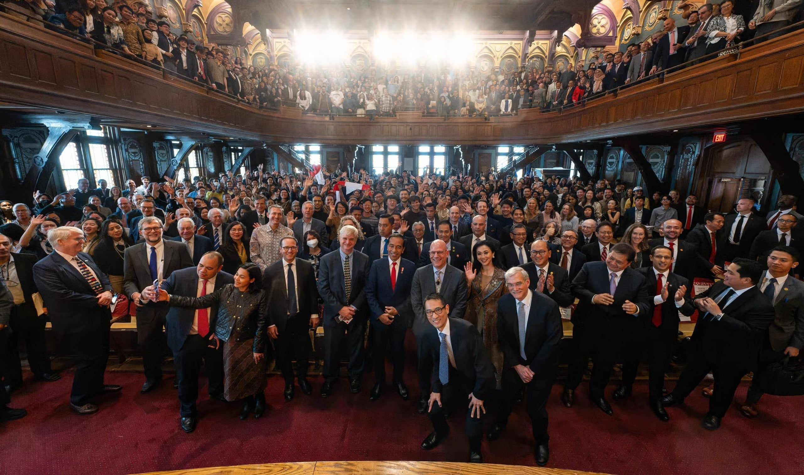 Crowd in Gaston Hall.
