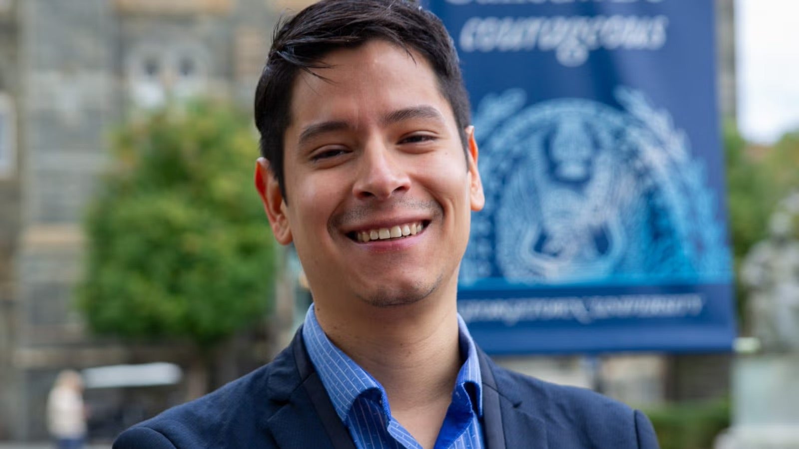 Esteban Morales Herrera (CLAS’24) draws on peacemaking experience to pursue transitional justice at SFS