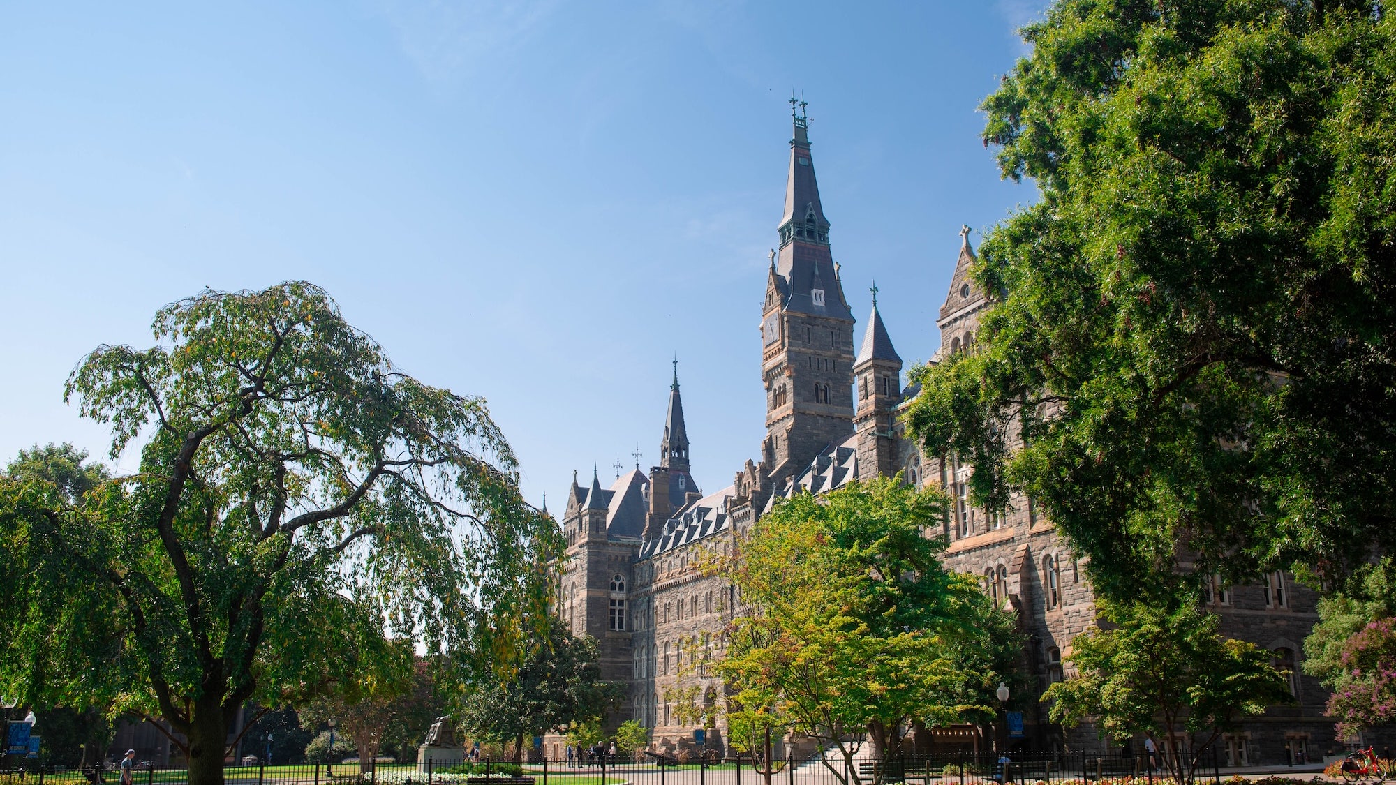 Healy lawn in front of Healy Hall on Georgetown University's campus during a sunny summer day