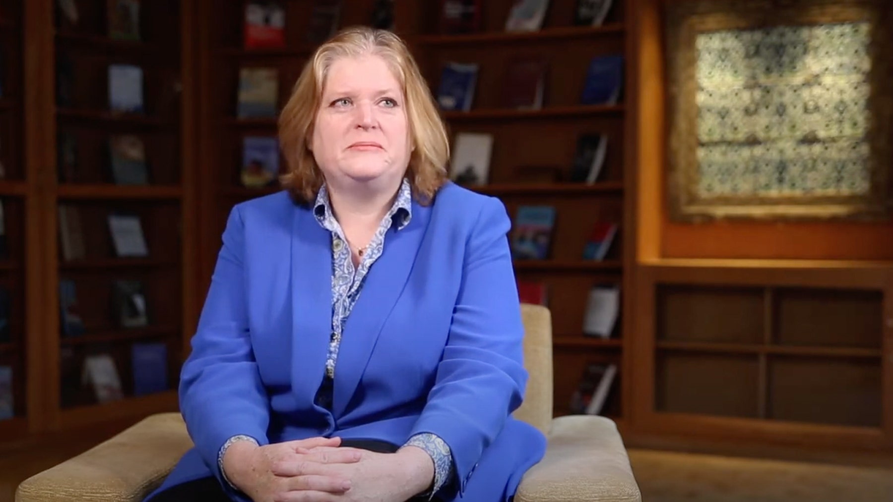 Photo of Anne Richard speaking