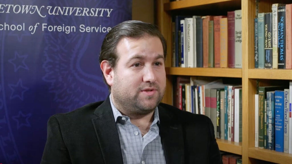 Photo of Ilan Arboleda speaking